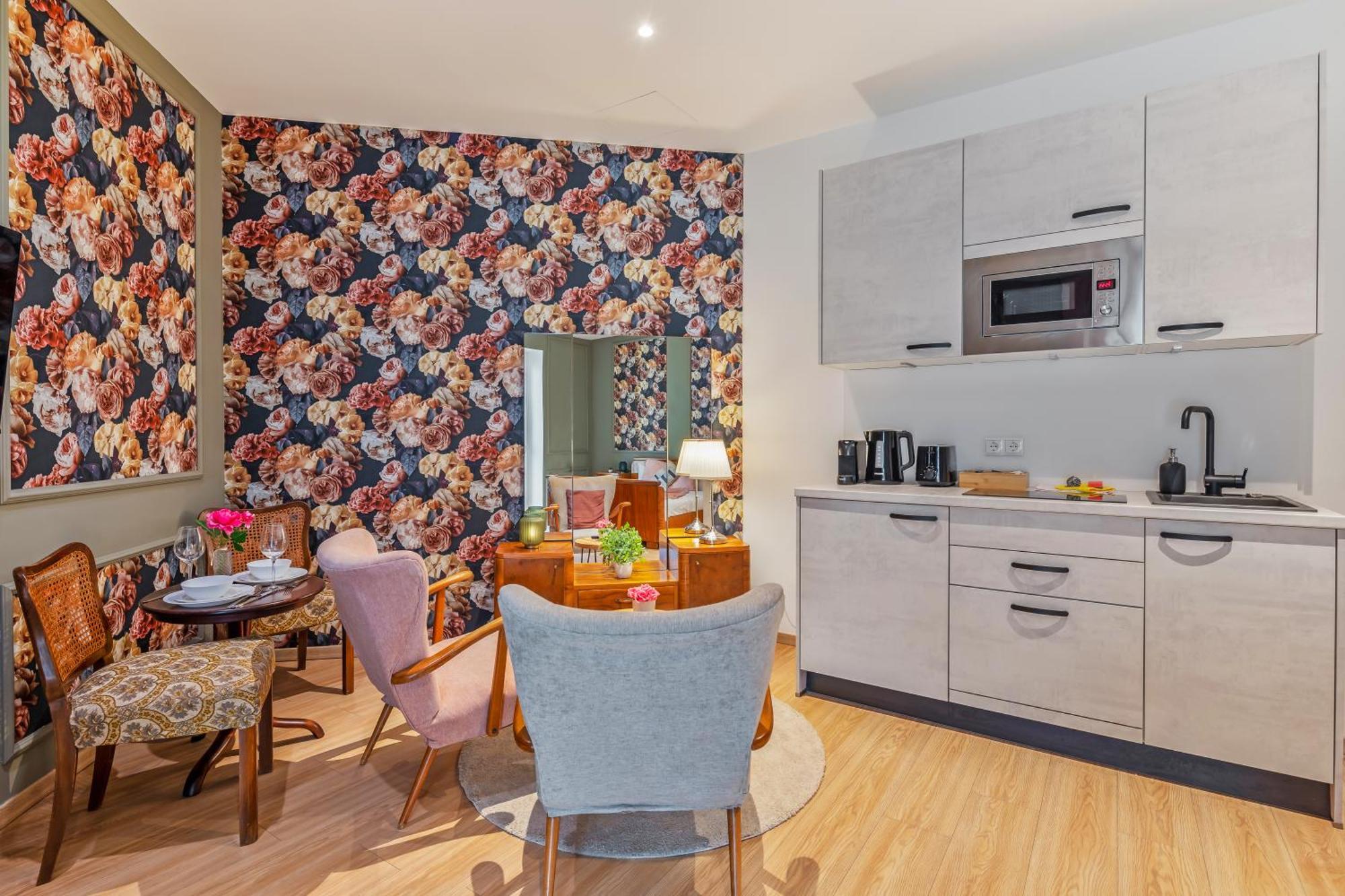 Stylish Flower Power Studio - Close To City Center & Public Transport - Ac & Wifi Wiedeń Zewnętrze zdjęcie