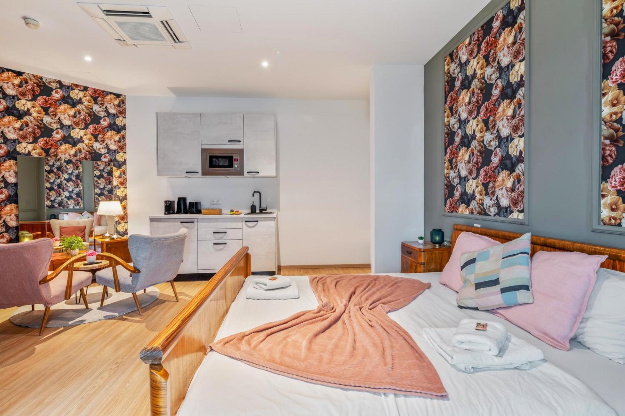 Stylish Flower Power Studio - Close To City Center & Public Transport - Ac & Wifi Wiedeń Zewnętrze zdjęcie